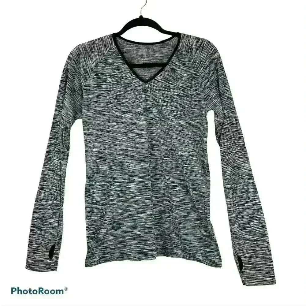 Young USA Active Wear Long Sleeved Top